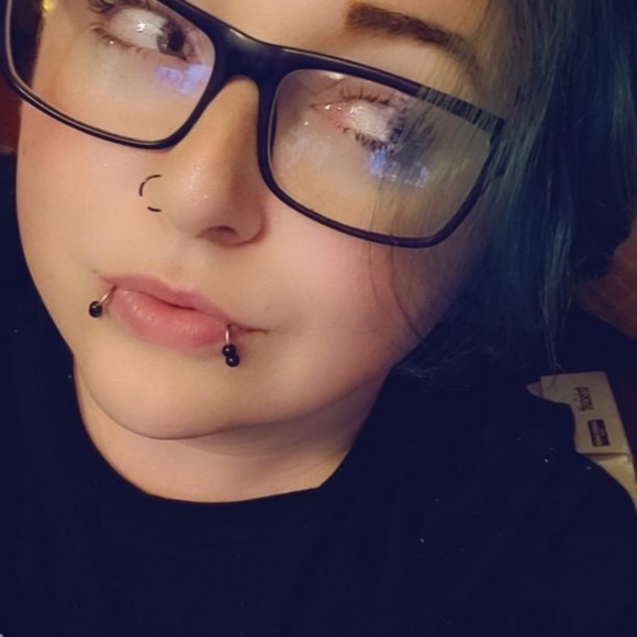 Meet your Posher, Cassandrah - Picture 13 of 15